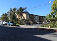 Simpson Apartments in North Hollywood, CA - Foto de edificio - Building Photo