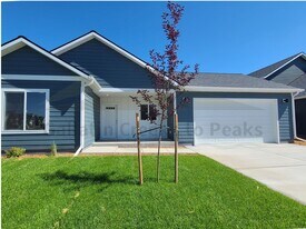 740 Thrice Lp in Belgrade, MT - Building Photo