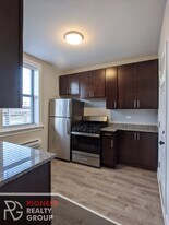 4417 N Wolcott Ave, Unit 13-B3 in Chicago, IL - Building Photo