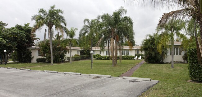 Intercoastal Apartments in Delray Beach, FL - Building Photo - Building Photo