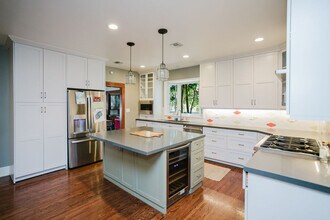 13239 Addison St in Sherman Oaks, CA - Building Photo - Building Photo
