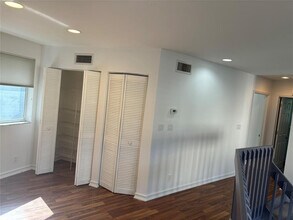 101 SE 15th Ave in Fort Lauderdale, FL - Building Photo - Building Photo