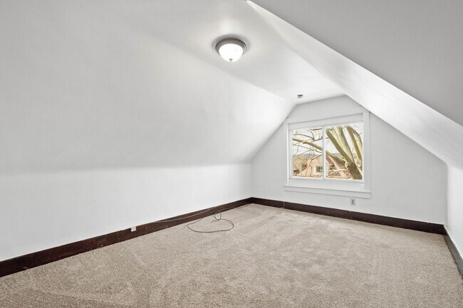 7542 Ormond St in Swissvale, PA - Building Photo - Building Photo