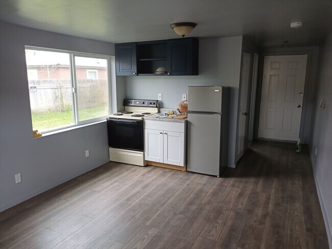 138 N Water St in Arco, ID - Building Photo - Building Photo