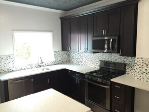 117 S 11th St in Pittsburgh, PA - Building Photo - Building Photo