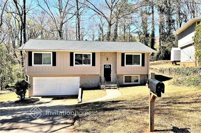 2339 Bermuda Run Ct in Decatur, GA - Building Photo - Building Photo