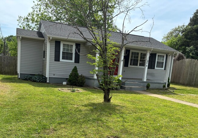 property at 106 S Confederate Ave