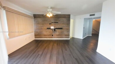 2518 SE 20th Pl in Homestead, FL - Foto de edificio - Building Photo