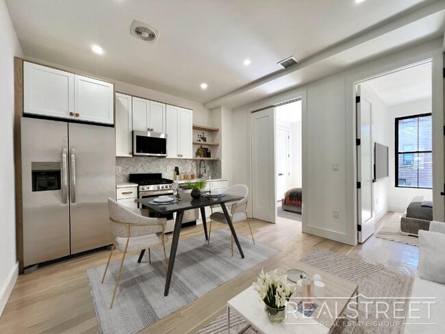property at 422 Humboldt St