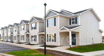 26 River Stancil Dr in Lillington, NC - Building Photo