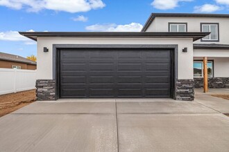 434 Valerie Ln in Grand Junction, CO - Building Photo - Building Photo