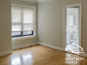 540 W Briar Pl in Chicago, IL - Foto de edificio - Building Photo