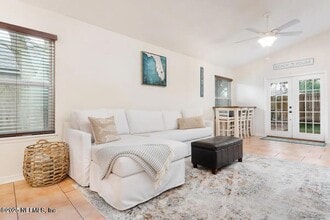 1318 Eastwind Dr in Jacksonville Beach, FL - Building Photo - Building Photo