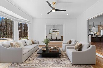 350 Kelson Dr NW in Sandy Springs, GA - Building Photo - Building Photo