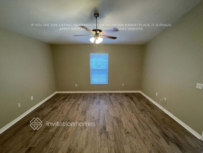 908 Biscayne Dr in Port Charlotte, FL - Building Photo - Building Photo