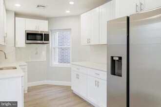 6515 Torresdale Ave in Philadelphia, PA - Building Photo - Building Photo