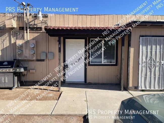 property at 461 W 16th Ave