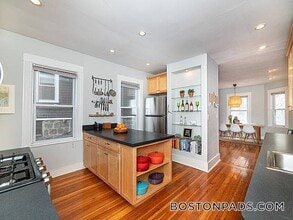 39 Parkton Rd in Boston, MA - Foto de edificio - Building Photo