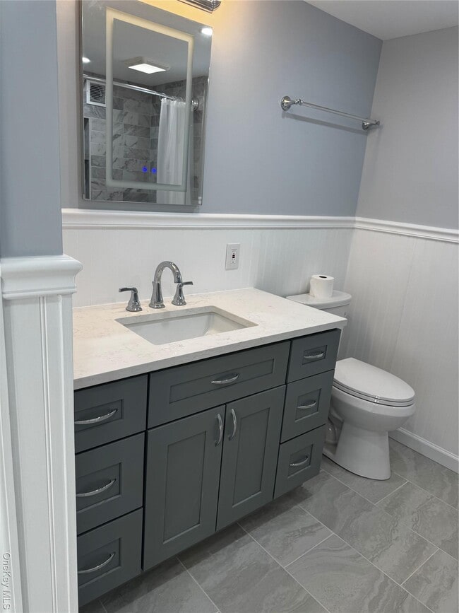 8064 Albany Post Rd in Red Hook, NY - Building Photo - Building Photo