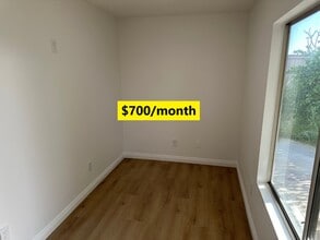 735 Blake Rd, Unit Rm #6 in Riverside, CA - Building Photo - Building Photo