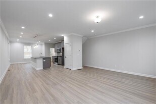 1994 Main St NW in Atlanta, GA - Building Photo