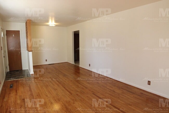 1215 Lynnwood Dr in Fort Collins, CO - Building Photo - Building Photo