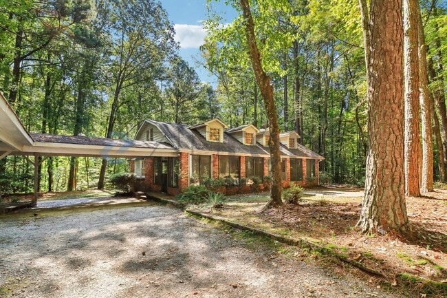 property at 4810 Chapel Hill Rd