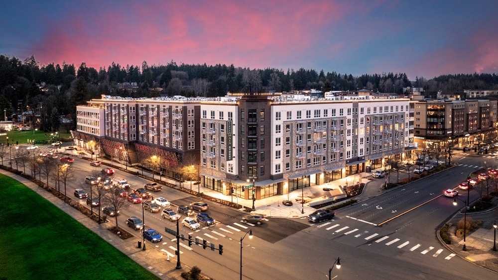 Alexan Main Street in Bothell, WA - Foto de edificio