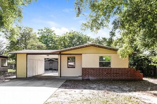1904 Shelton Rd in Jacksonville, FL - Building Photo