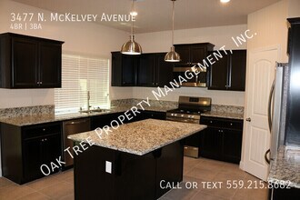3477 N McKelvey Ave in Fresno, CA - Building Photo - Building Photo