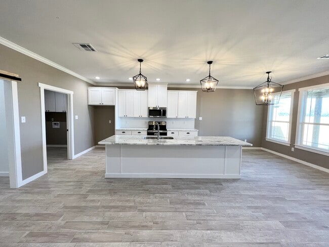 4042 Caroline Ln in San Angelo, TX - Building Photo - Building Photo