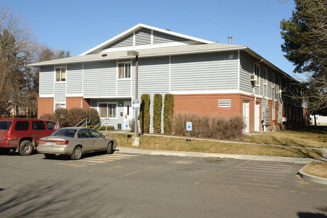 Applewood Apartments in Spokane, WA - Building Photo