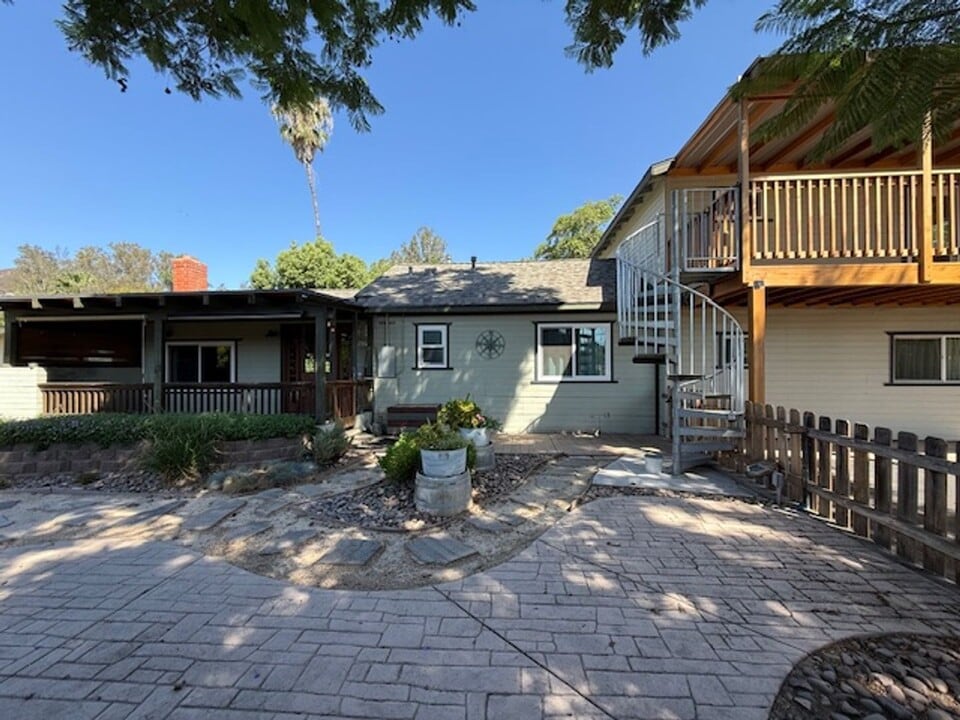 11314 Oak Creek Dr in Lakeside, CA - Building Photo