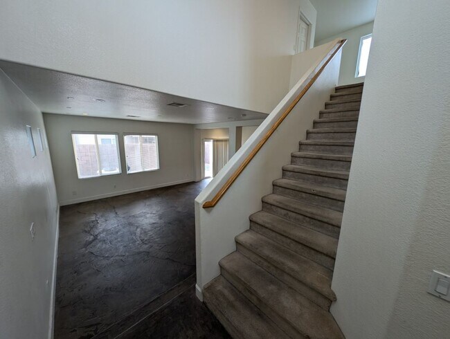 9735 Clifford Walk Ave in Las Vegas, NV - Building Photo - Building Photo