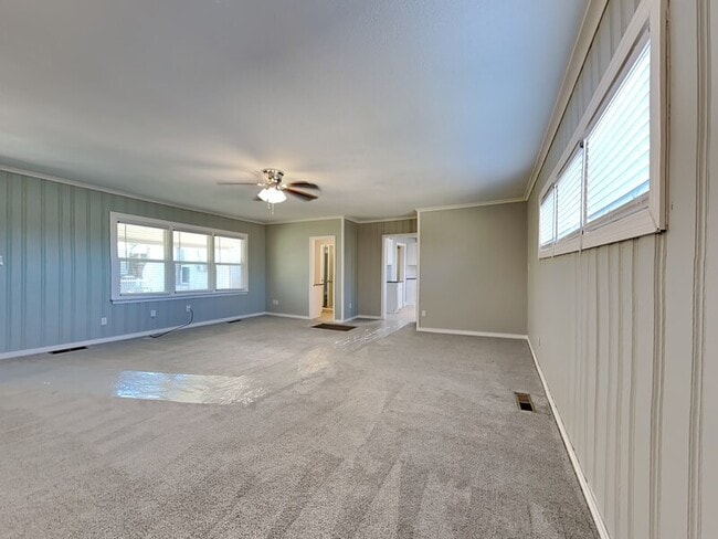 1921 NW 38th St in Oklahoma City, OK - Building Photo - Building Photo