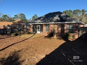8356 Carousel Ct in Daphne, AL - Building Photo - Building Photo