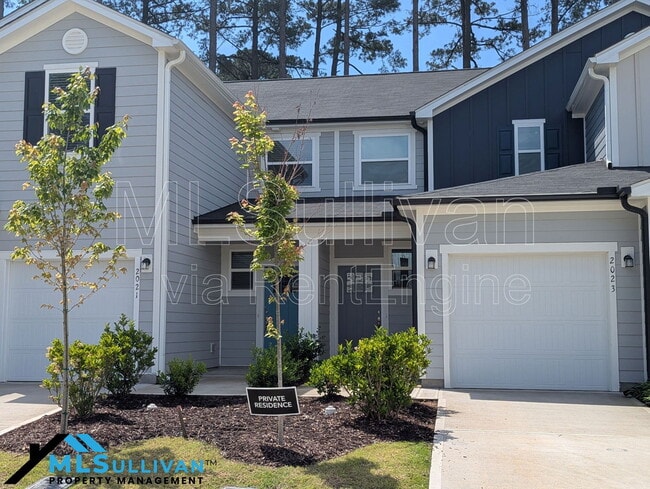 property at 2021 Rockface Wy