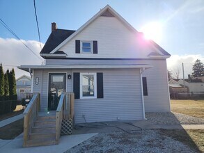 2-152 E Walnut St in Oglesby, IL - Building Photo - Building Photo