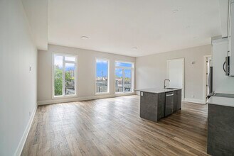 404 Eden Av in Ottawa, ON - Building Photo - Building Photo