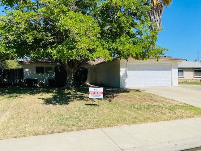 property at 3385 Claremont Ave