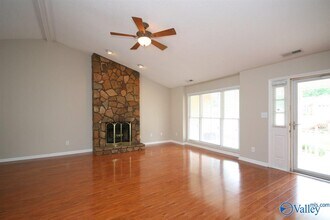 132 Bibb Dr in Madison, AL - Building Photo - Building Photo