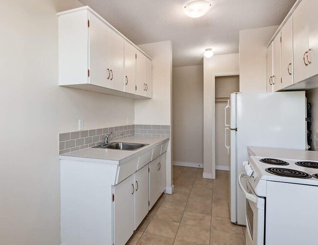 Park Tremaine in Swift Current, SK - Building Photo - Building Photo