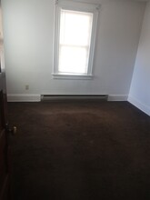 66 Williams St, Unit 66 Williams st, in Bristol, CT - Foto de edificio - Building Photo