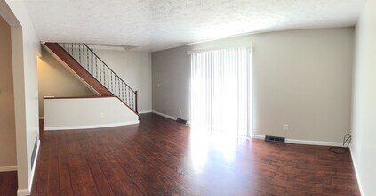95 Locust Ridge Dr in Pittsburgh, PA - Building Photo - Building Photo