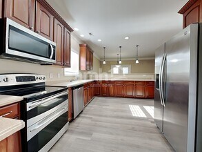 6859 Coopers Hawk Trl in Wendell, NC - Foto de edificio - Building Photo