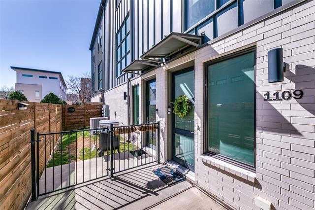 5202 Capitol Ave in Dallas, TX - Building Photo - Building Photo