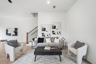 7117 Goforth St in Houston, TX - Building Photo - Building Photo