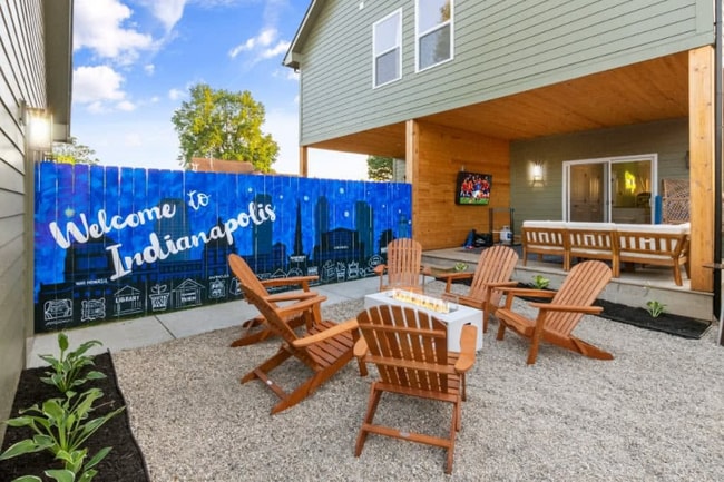 143 McKim Ave in Indianapolis, IN - Foto de edificio - Building Photo