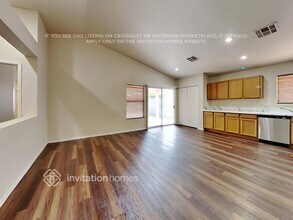 8525 Gracious Pine Ave in Las Vegas, NV - Building Photo - Building Photo
