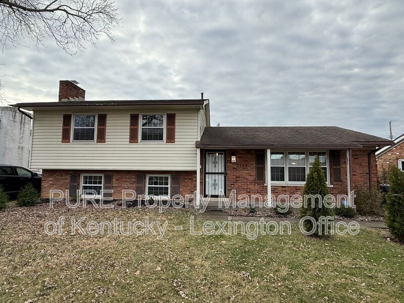 2149 Larkspur Dr in Lexington, KY - Building Photo